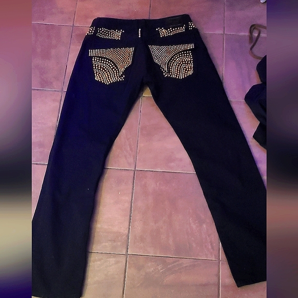 Robin's jeans - Picture 2 of 6